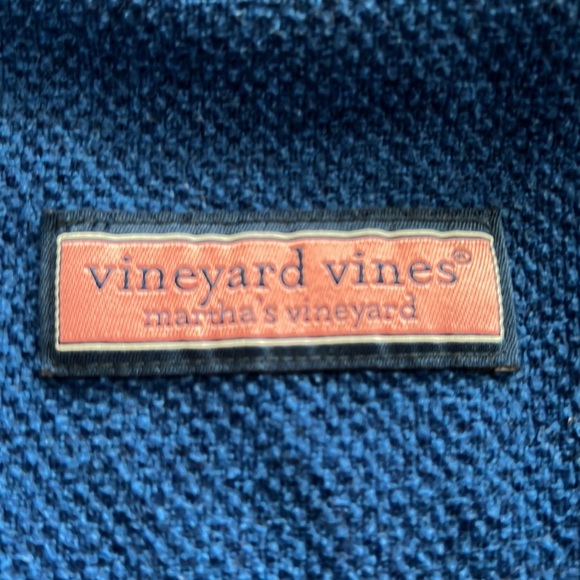 Vineyard Vines 1/4 Zip - Picture 2 of 4